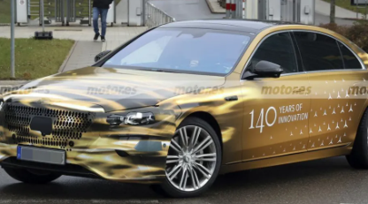 3.0T六缸，“三叉星”大灯，Hyperscreen三连屏，S级谍照曝光！